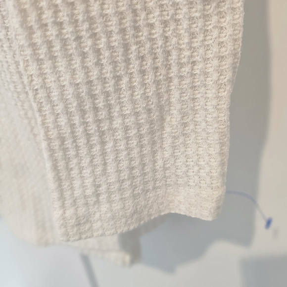 Mossimo Cream Waffle Knit Long Sleeve Top | XL Lace Shoulder Detail - Picture 5 of 13